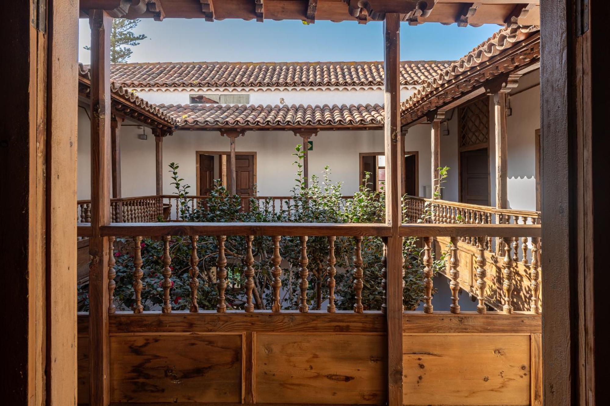 La Casa De La Camelia Hotel La Laguna  Eksteriør billede