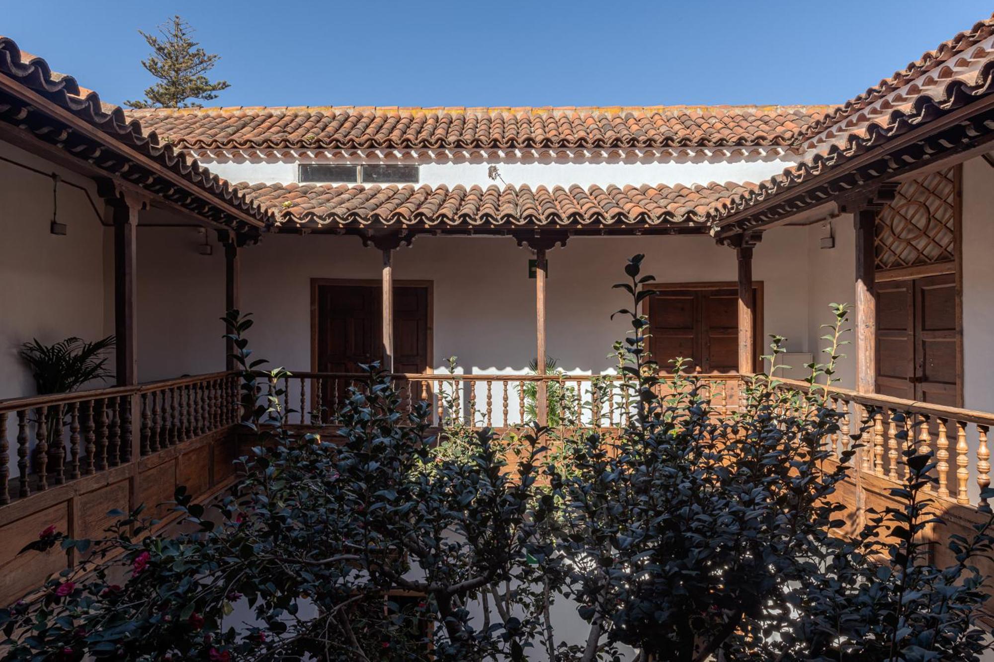 La Casa De La Camelia Hotel La Laguna  Eksteriør billede